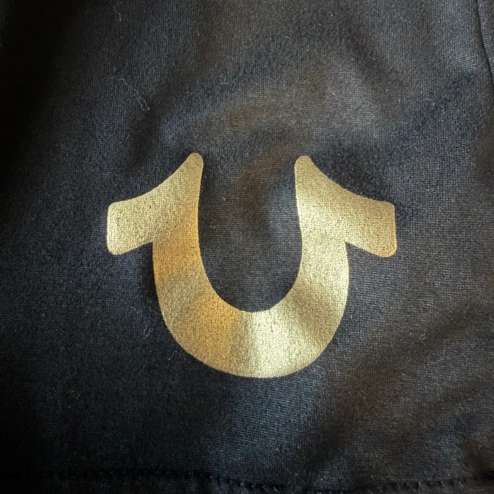 True Religion Loungewear T-Shirt Large‎ Black Gold Horseshoe Logo